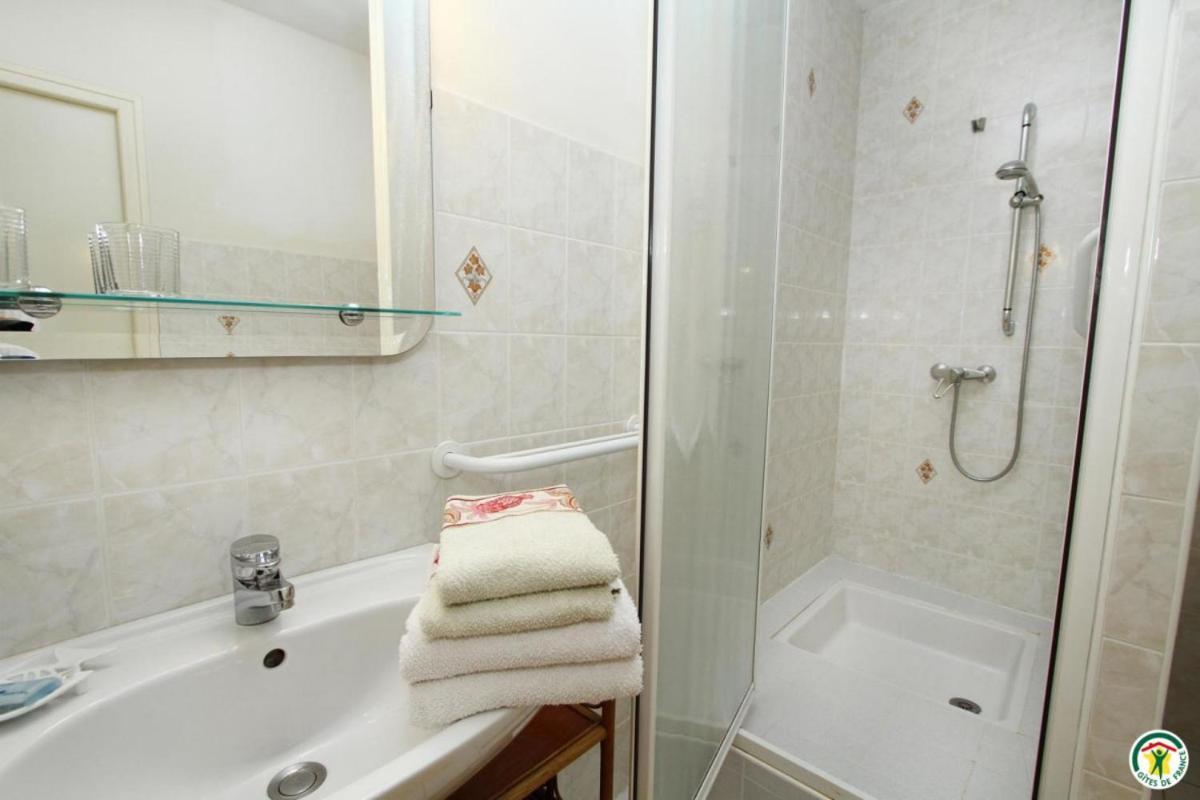 Gite Le Sagnac 4 Personnes Sauzet  エクステリア 写真